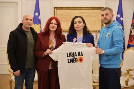 “Liria ka Emër” merr mbështetjen e Presidentes Osmani për marshin e 17 shkurtit