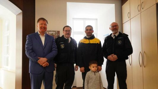 Hero në Gjermani: Ish-lojtari i Ballkanit shpëton një grua nga zjarri