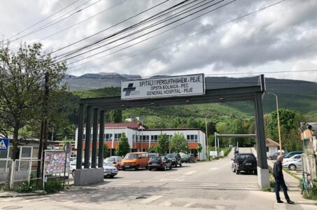 Theret me thikë një i mitur në Pejë, Policia jep detaje