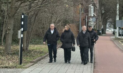 Shqipe Selimi në Hagë: Besoj se drejtësia do t’u japë lirinë katërshes së UÇK-së