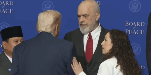 Lirimi i komandantëve të UÇK-së? – Rama e Osmani bisedojnë me Trump pas takimit