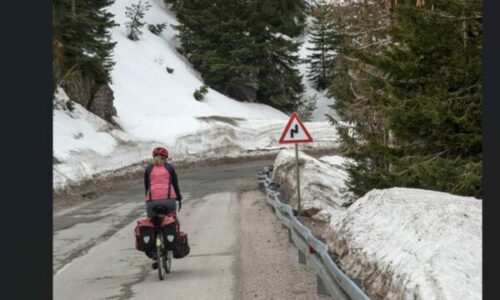 QKMK: Rruga Pejë–Kullë–Rozhajë e kalueshme, por e vështirësuar për mjetet e rënda