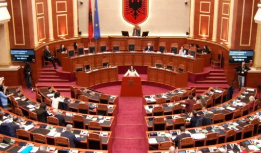 Gjyqi ndaj ish krerëve të UÇK në Hagë, Spiropali: Drejtësia nuk duhet të jetë e verbër ndaj realitetit historik të Kosovës