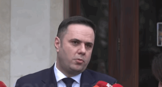 Abdixhiku flet pas takimit me Kurtin: Ose konsensus politik mes krejt partive ose marrëveshje mes LVV dhe LDK’së