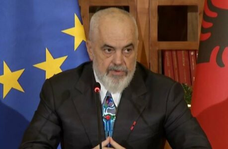 Edi Rama krah SHBA-së për sulmin ndaj Iranit: Terrorizmi duhet të emërtohet, dhe pasi të emërtohet, duhet të ndalet