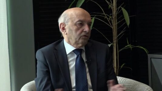 Isa Mustafa kritikon Abdixhikun: Rezultati 13% kërkonte reflektim dhe model të ri lidershipi në LDK