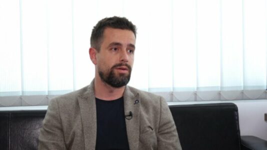 Rasti i dhunës te shkolla “Pavarësia” – Shahini: Pasojë e një dështimi të gjerë institucional