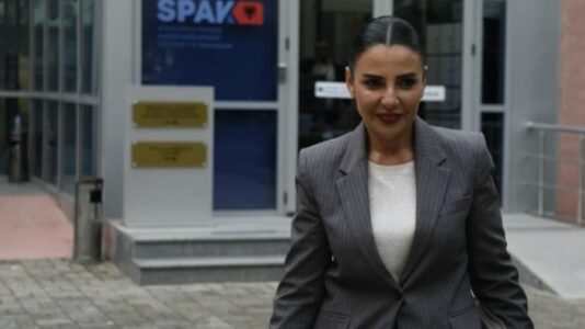 Kushtetuesja sërish pa vendim për “Ballukun”, shtyhet çështja