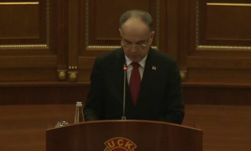 Begaj nga Kuvendi: Sot është një ditë e madhe, Kosova mbush 18 vjeç