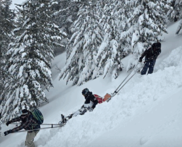 Tre skiatorë shkaktojnë oreke bore në Brezovicë, një prej tyre lëndohet