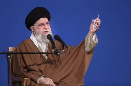 Televizioni iranian, Ayatollah Khamenei do të flasë për pak minuta për sulmet nga SHBA dhe Izraeli