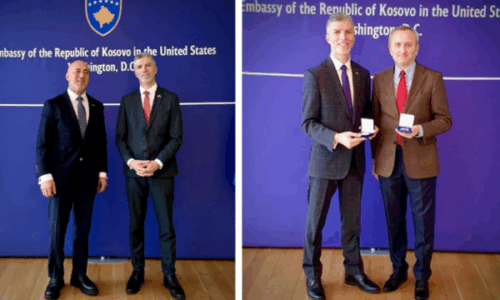 Ambasadori Dugolli pret në takim Haradinajn dhe kryetarin e Kushtetueses në Washington