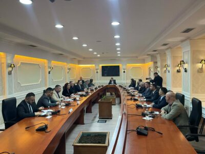 Nis mbledhja e Bashës me kryetarët e partive