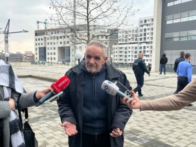 “Atë ditë në Izbicë s’ka pasë dasëm, por janë masakruar 137 veta”, familjari i zhgënjyer me dënimin ndaj Alidemajt