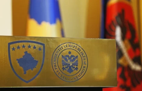 Kosova përballë një sfide të re – Thirrja e seancës për zgjedhjen e presidentit deri më 4 mars