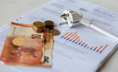 Shtrenjtimi i rrymës, ZRRE-ja tregon se kur pritet ta marrë vendimin