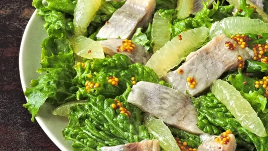 Këto ushqime mund t’ju ndihmojë të humbni peshë, rezultatet brenda një muaji