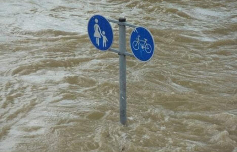 Reshjet e pandërprera shkaktojnë rritje të lumenjve në Kosovë, rrezik për vërshime lokale në disa zona