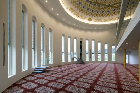 Shqiptarët mësyjnë të ndërtojnë xhami, komuna zvicerane nuk ua lejon: Asnjë qendër islame kundër vullnetit të komuniteteve lokale