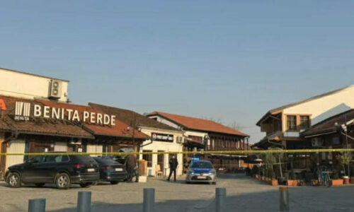 Pamje nga vendi ku ndodhi vrasja në Gjakovë (VIDEO)