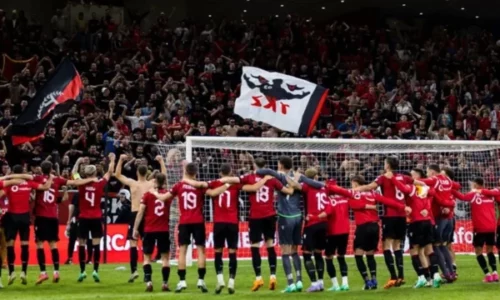 Finalja e parë për në Botëror, FSHF e nis shortin për biletat e ndeshjes Poloni-Shqipëri