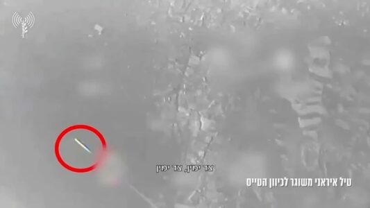 Raketa iraniane fluturon pranë një aeroplani izraelit, publikohen pamjet nga brendësia e kabinës së fluturakes