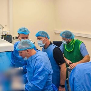 QKUK realizon për herë të parë në Kosovë ndërhyrjen minimale invazive për gurët në veshka