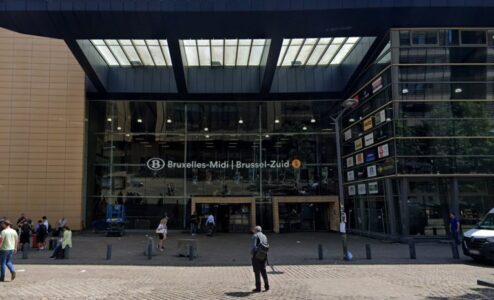 Evakuohet stacioni i trenit në Bruksel, gjenden pako të dyshimta