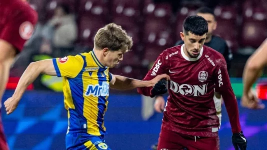 Meriton Korenica shënon golin e fitores për Clujin ndaj Rapid Bukureshtit