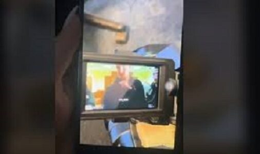 Kërcënoi gazetarët në gjykatë, dënohet me një vjet burgim me kusht A.I