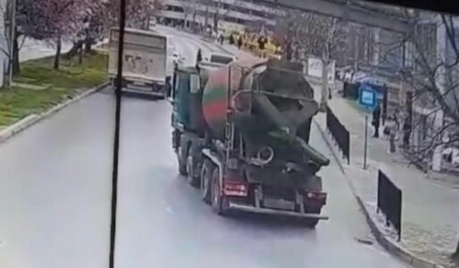 Gjobitet një firmë dhe punonjësi i saj për ndotje të rrugës në Prishtinë