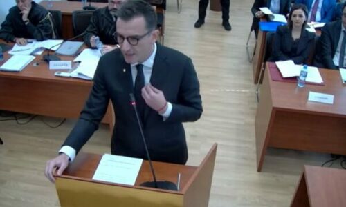 SPAK dorëzon aktet hetimore për Erion Veliajn në Burgun e Durrësit