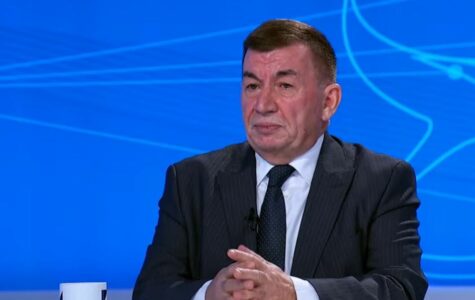 Partitë e lëshuan këtë mundësi: Arsim Bajrami tërheq kandidaturën për president