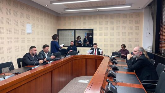 Shqyrtimi i amandamenteve për zgjedhjen e Presidentit nga populli, mblidhet Komisioni për Legjislacion