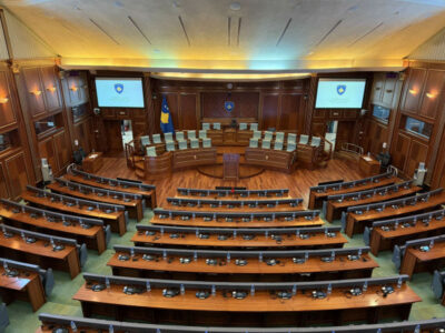 Seanca për amandamentet për Presidentin pritet të thirret pas pak