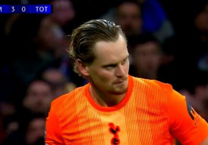 Debutim tragjik, portieri i Tottenhamit del me lot nga fusha