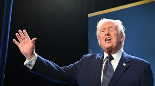 “Pasojat do të jenë të pashembullta”- Pse po e paralajmëron Trump Iranin?