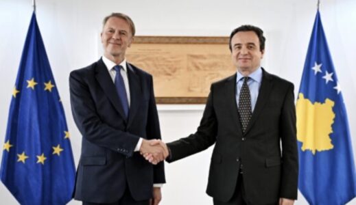 Kurti-Orav: BE t’i bëjë hapat e radhës në raport me Kosovën për statusin e vendit kandidat për anëtarësim