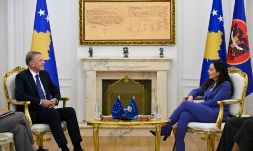 Osmani pret në takim lamtumirës Shefin e Zyrës së BE-së në Kosovë, Aivo Orav të cilit i përfundon mandati