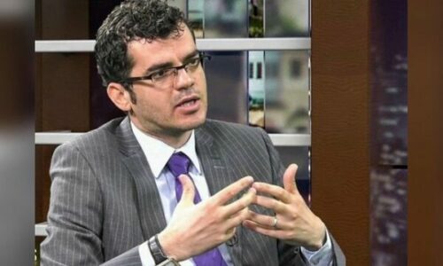 Vdes gazetari shqiptar Namir Lapardhja