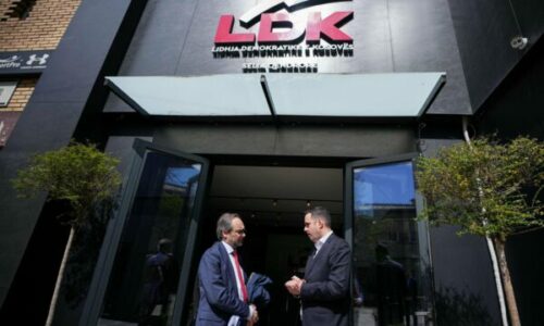 Abdixhiku – delegacionit të BE’së: Përgjegjësia për Presidentit bie te shumica parlamentare