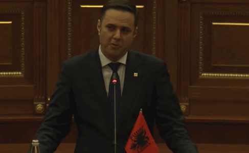 Abdixhiku për amendamentet: LDK i mbështet dhe i voton – ndryshimi i Kushtetutës natën s’ka bereqet
