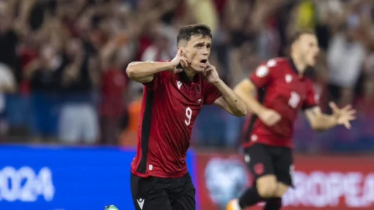 I shënoi polakëve gol tri vite më parë, Asani dhe këta dy lojtarët mbesin në tribunë