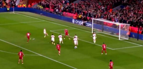 Natën e mirë Galata! Liverpooli shënon të tretin