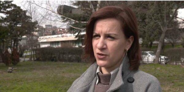 Flet shqiptarja nga Lugina e Preshevës e cila e paditi Serbinë në Strasburg