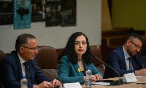 Përplasjet për KQZ-në: Osmani në Kushtetuese, PDK ka ankesa -pritet të flasë në konferencë për media