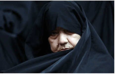 Mbeti e plagosur rëndë nga sulmet izraelito-amerikane, ndërron jetë gruaja e Khameneit