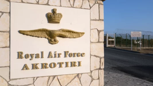 Tension në Qipro, sulmi i dytë mbi bazën britanike