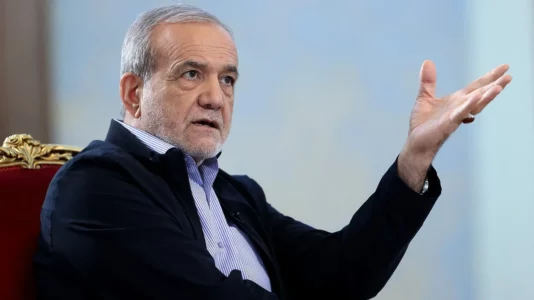 Presidenti i Iranit kërcënon me sulme të mëtejshme ndaj objektivave amerikane