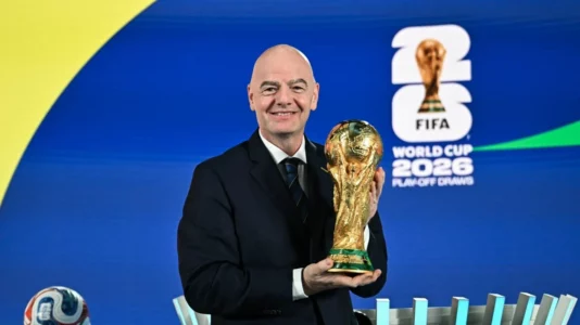 Presidenti i FIFA-s jep shifra të frikshme për Botërorin: Kemi 500 milionë aplikime për 7 milionë bileta në dispozicion